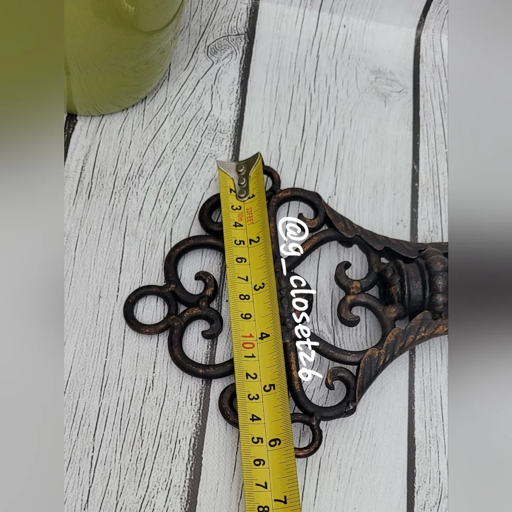 Antique Finish Bronze Cast Iron Skeleton Key Wall Decor
